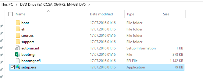 Ekran instalatora Windows z opcja Upgrade gotowa do uruchomienia