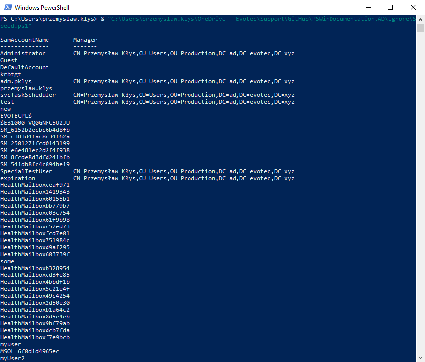 Wynik PowerShell z kolumnami SamAccountName i Manager pokazujący identyfikatory DN menedżerów pobrane bez dodatkowego mapowania.